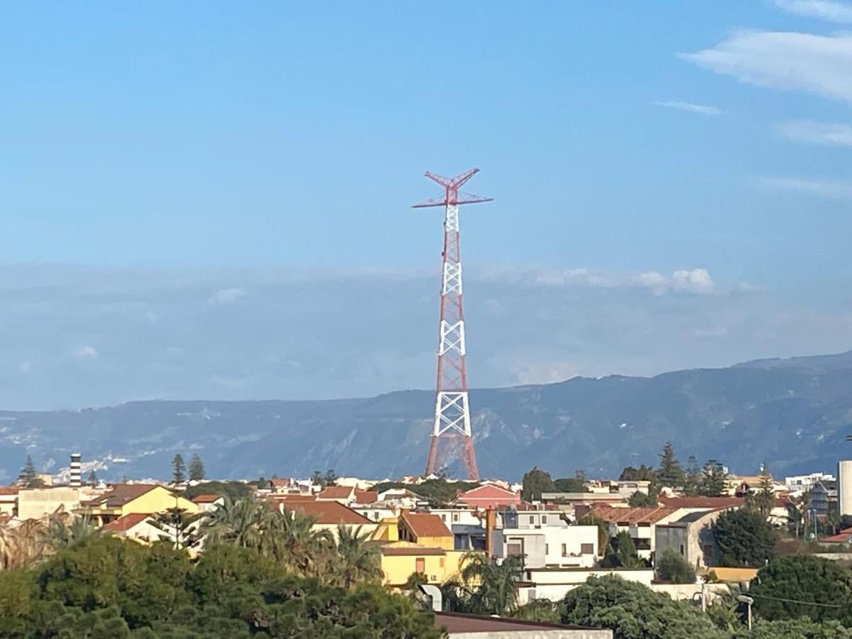 Tra Mare E Lago Torre di Faro Eksteriør bilde